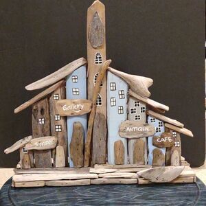 Ocean Decor Drift Wood Seaside  Beach Stores. DR
